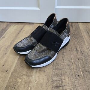 Michael Kors Womens 7m Black and Brown Slip-On Sneakers